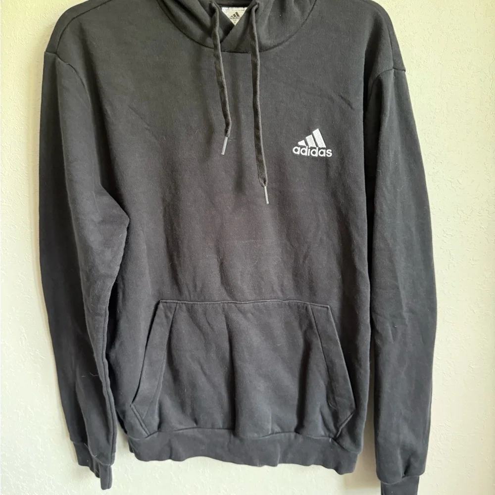 Men’s M Black Adidas Athletic/Casual Long Sleeve Hoodie